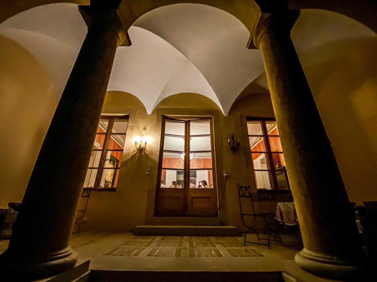 Maison Suchard, Tradition & Elegance In The Jura Couvet エクステリア 写真