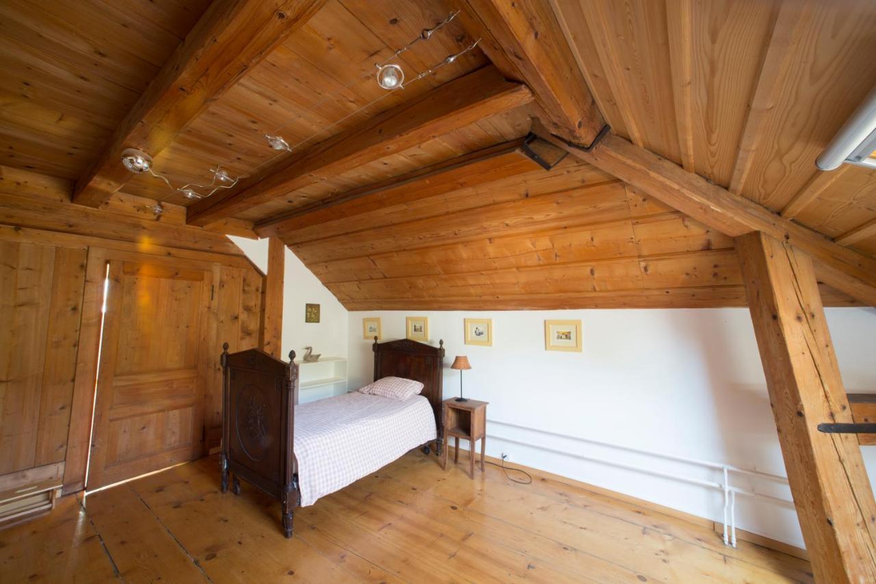Maison Suchard, Tradition & Elegance In The Jura Couvet エクステリア 写真